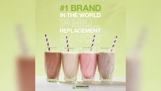 Herbalife Formula 1 Nutritional Shake Mix 550g tub with a prepared vanilla shake