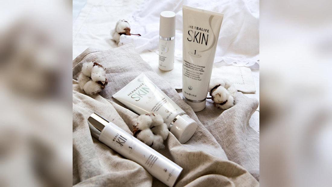 Herbalife SKIN face care and Herbal Aloe body care products from the Herbalife Skin & Aloe range